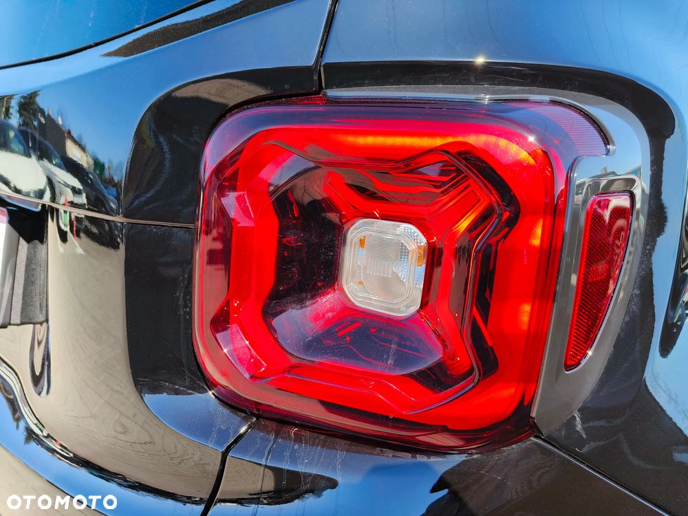 Jeep Renegade 1.5 T4 mHEV North Star FWD S&S DCT - 6