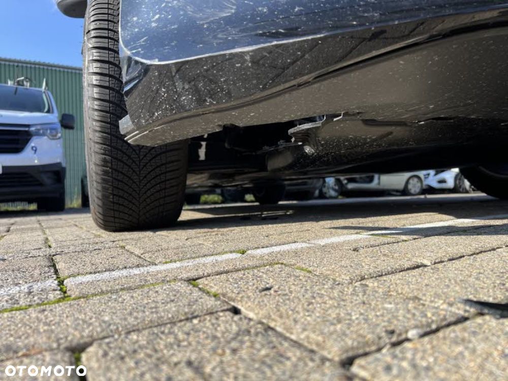 Volkswagen Golf - 11