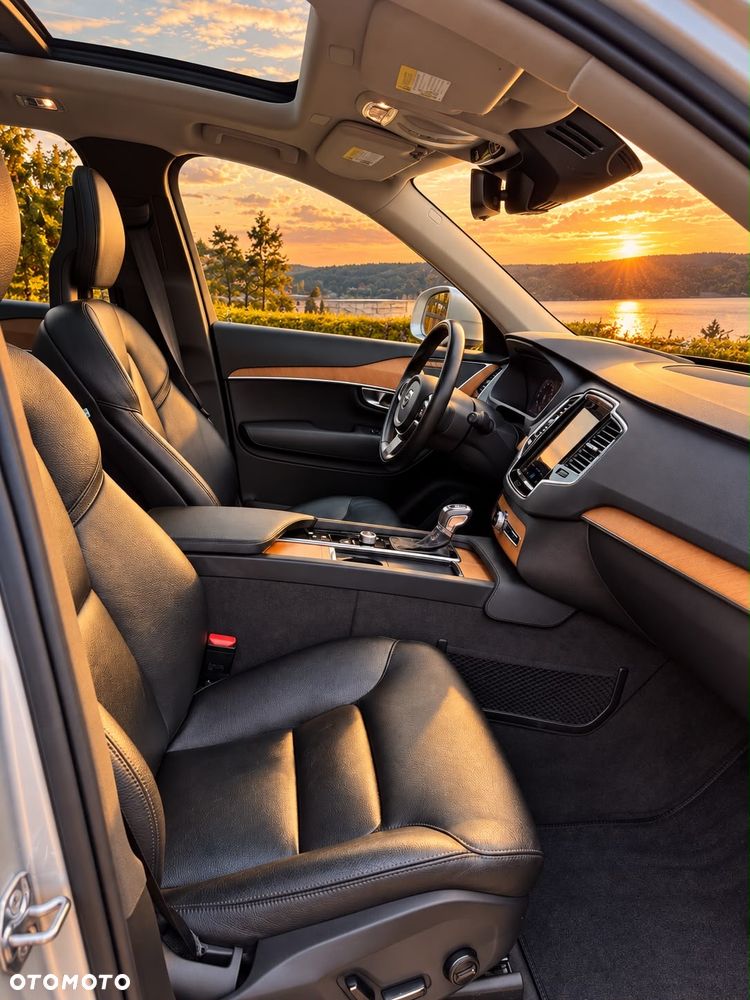 Volvo XC 90 - 10