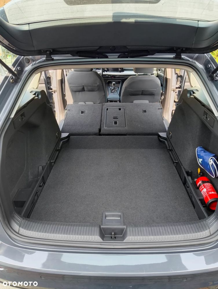 Volkswagen Golf VIII 2.0 TDI Life - 15