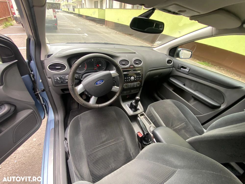 Ford Focus - 8