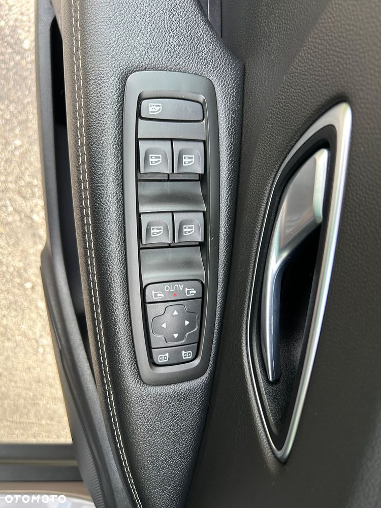 Renault Scenic - 29