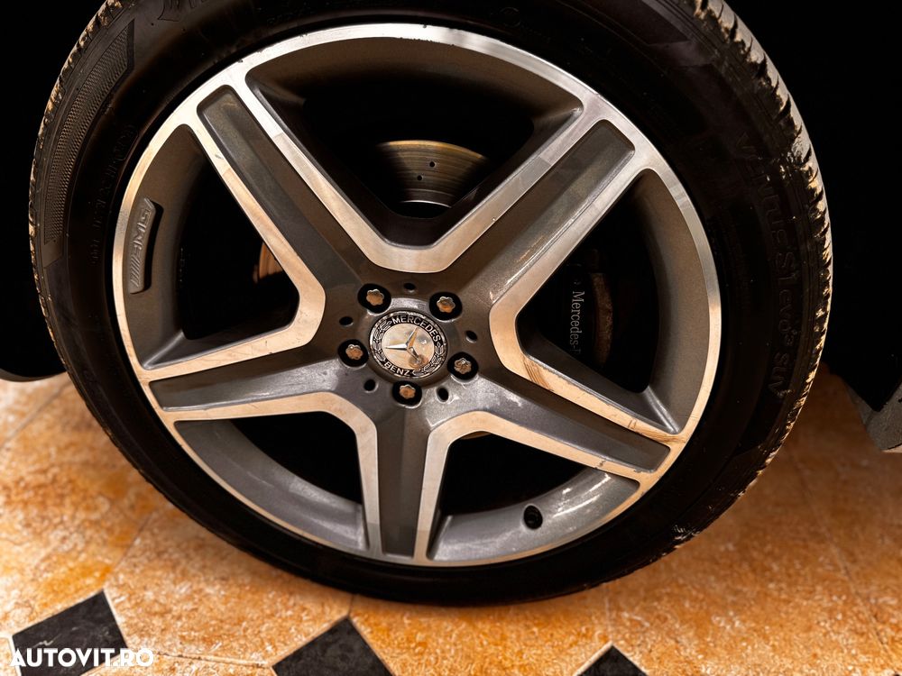 Mercedes-Benz GLE 350 d 4MATIC - 13