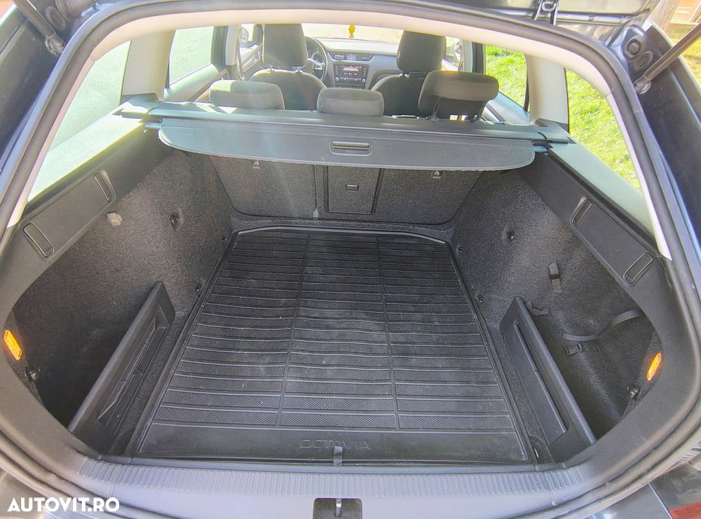 Skoda Octavia 1.5 TSI DSG Style - 13