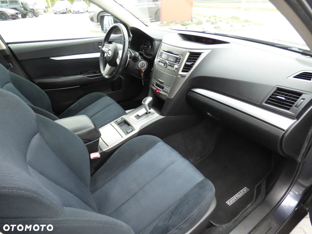 Subaru Outback 2.5i Lineartronic Active - 13