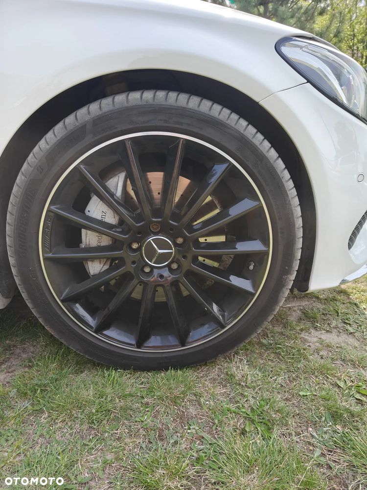 Mercedes-Benz Klasa C 300 7G-TRONIC - 12