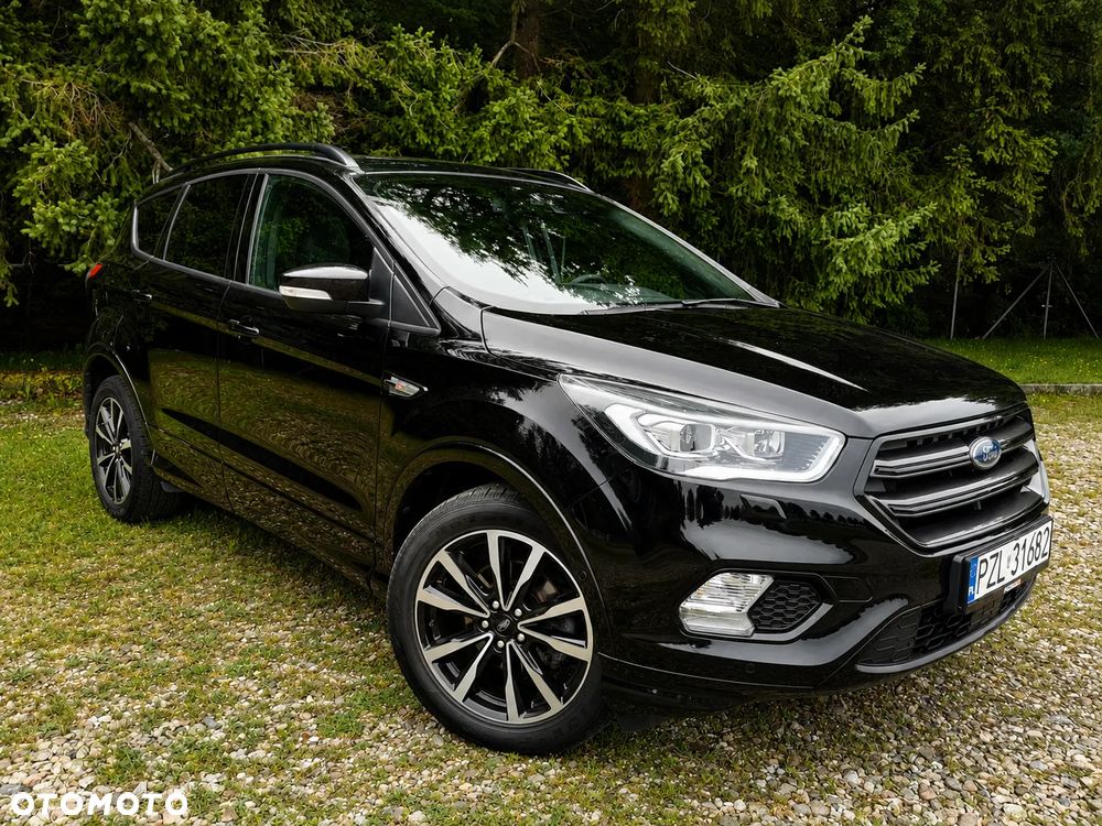 Ford Kuga 1.5 EcoBoost 2x4 ST-Line - 3