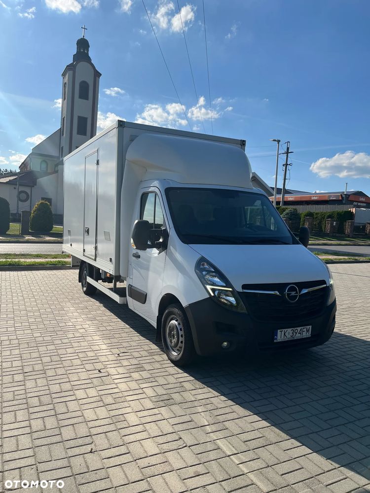 Opel Movano