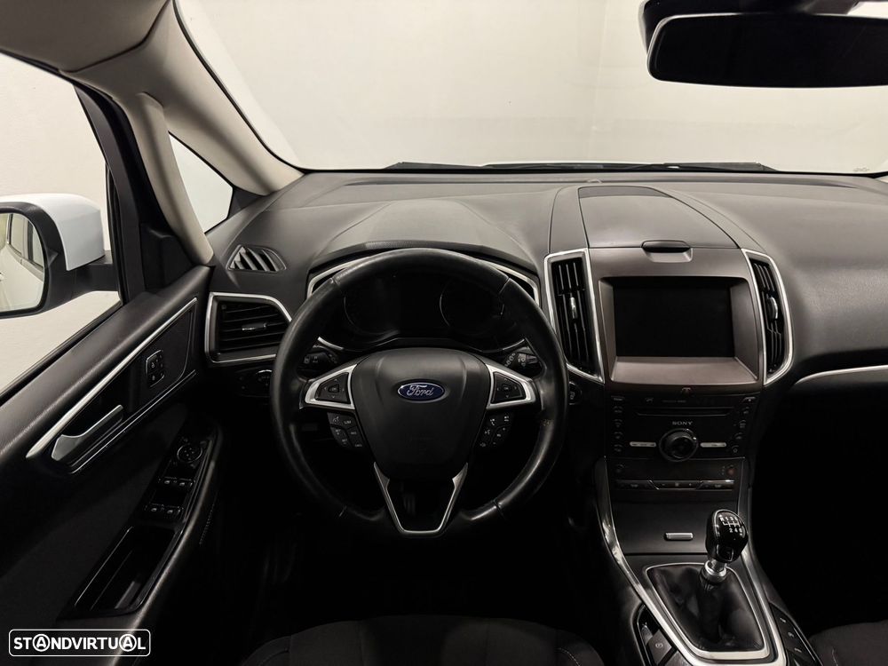 Ford S-Max 2.0 TDCi Titanium - 8