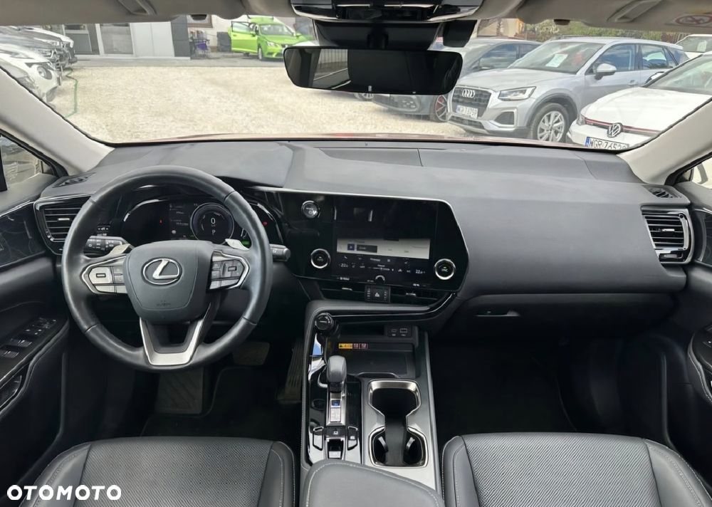 Lexus NX - 8