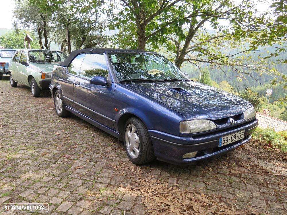 Renault 19 Cabriolet 1.8 - 46