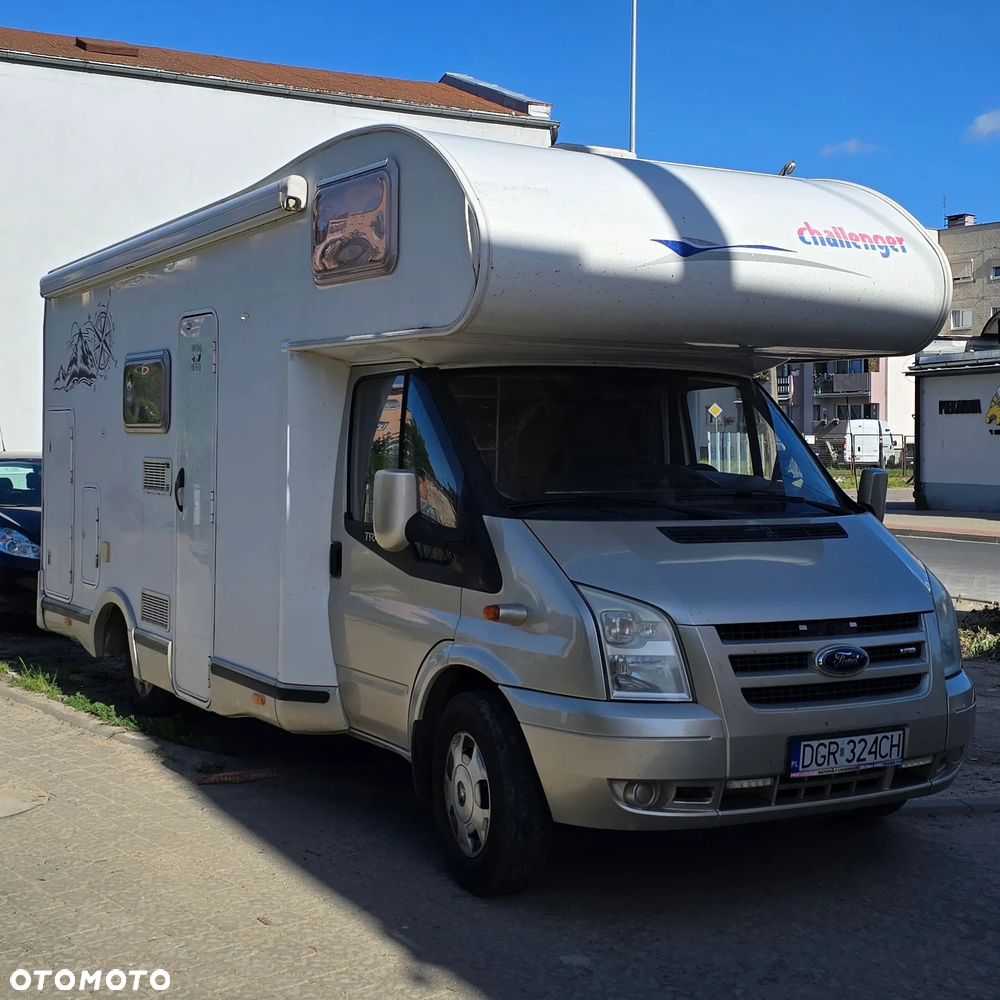 Ford Transit Challenger Genesis - 2