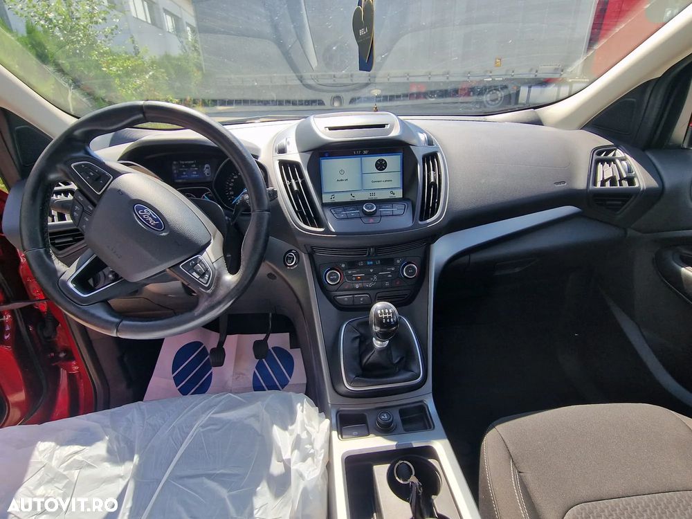 Ford Kuga - 5
