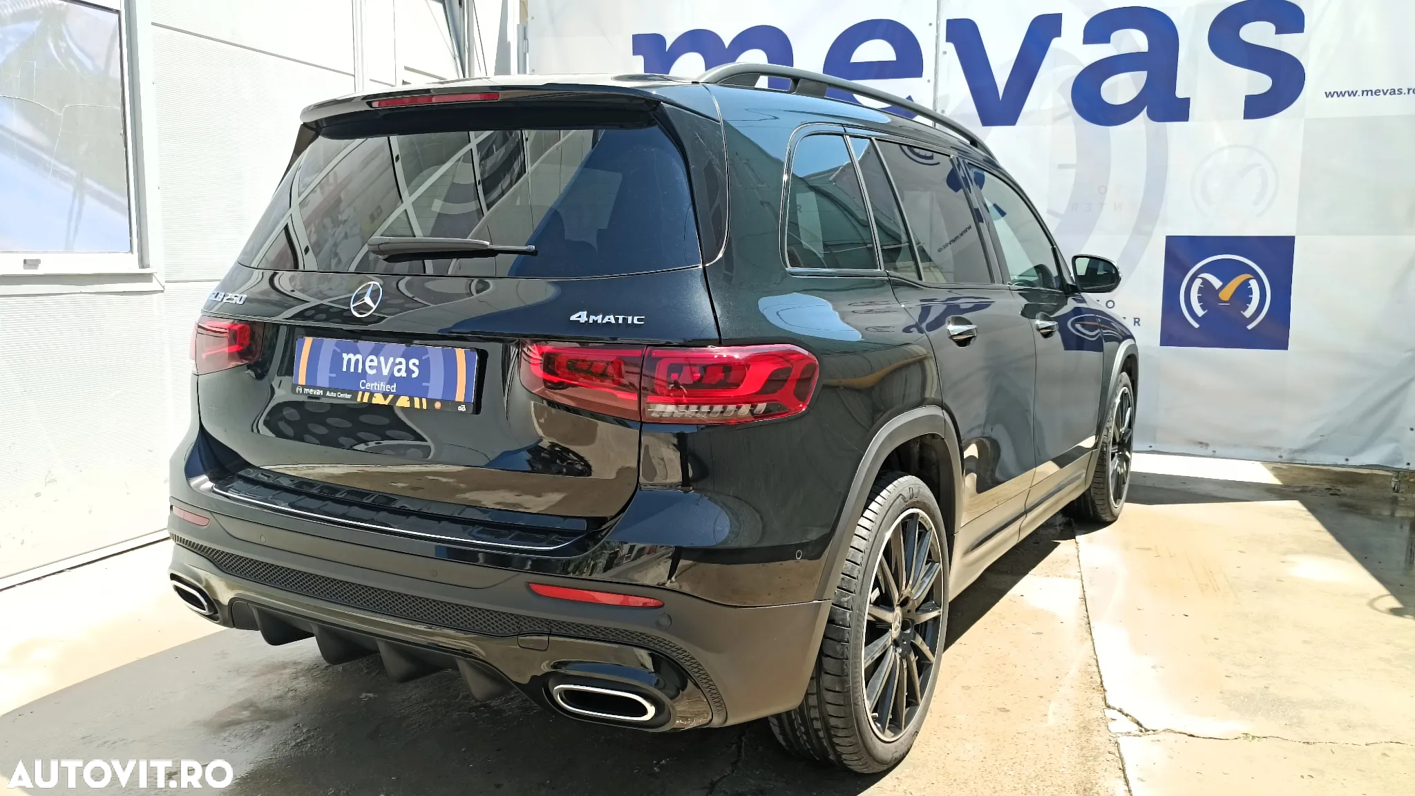 Mercedes-Benz GLB 250 4MATIC Aut. - 8
