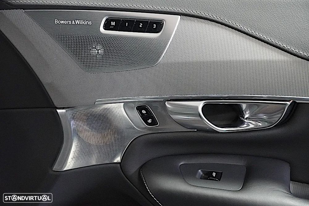 Volvo XC 90 2.0 T8 PHEV Inscription AWD - 22