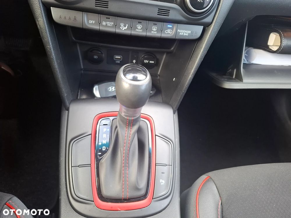 Hyundai Kona 1.6 GDI Hybrid Platinum DCT - 21