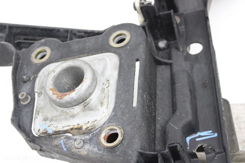 Audi A3 8L 1.9D Pas Przedni - 11