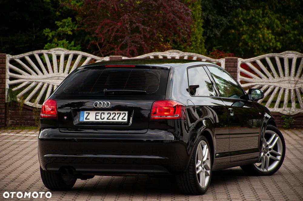 Audi A3 3-drzwiowe 1.4 TFSI S line Sportpaket (plus) - 18