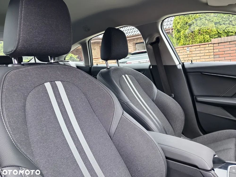 BMW Seria 2 220d Sport-Aut Luxury Line - 19