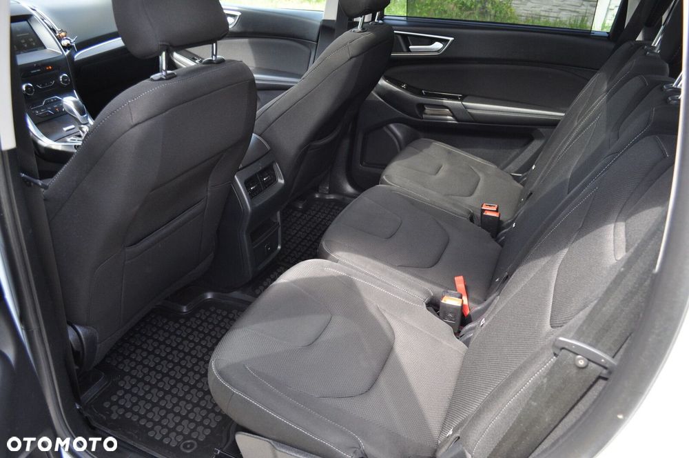 Ford S-Max - 15
