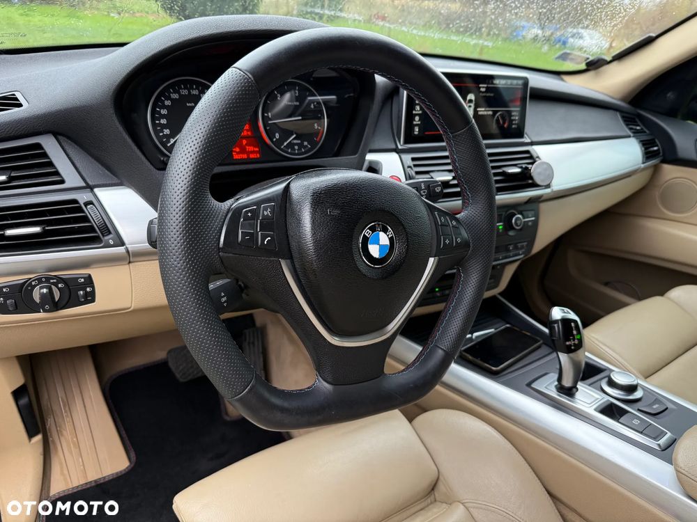 BMW X5 xDrive30d - 14