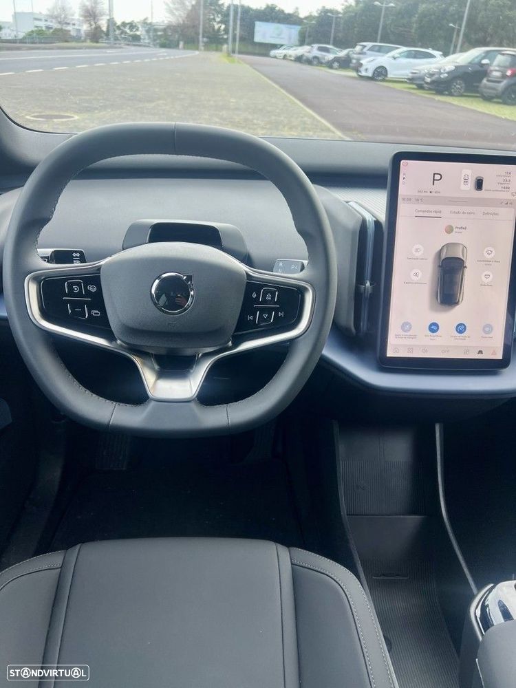 Volvo EX30 69 kWh Single Motor Extended Range Core - 12