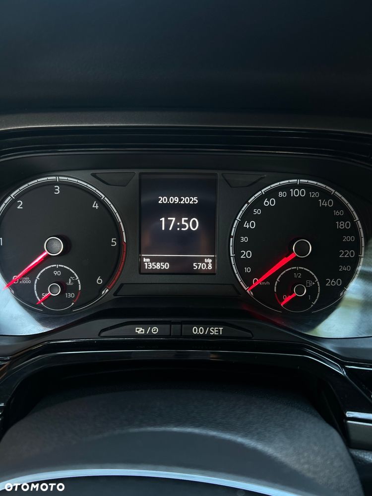 Volkswagen Polo - 7