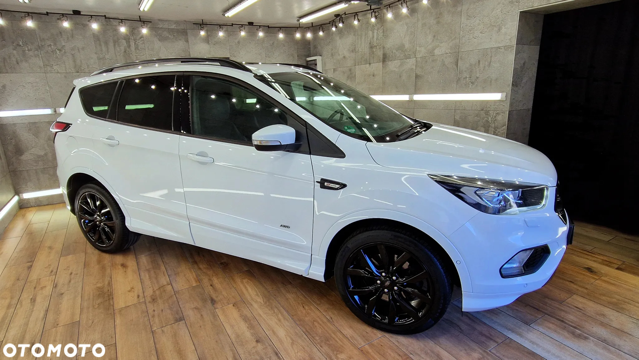 Ford Kuga 2.0 TDCi 4x4 ST-Line - 16