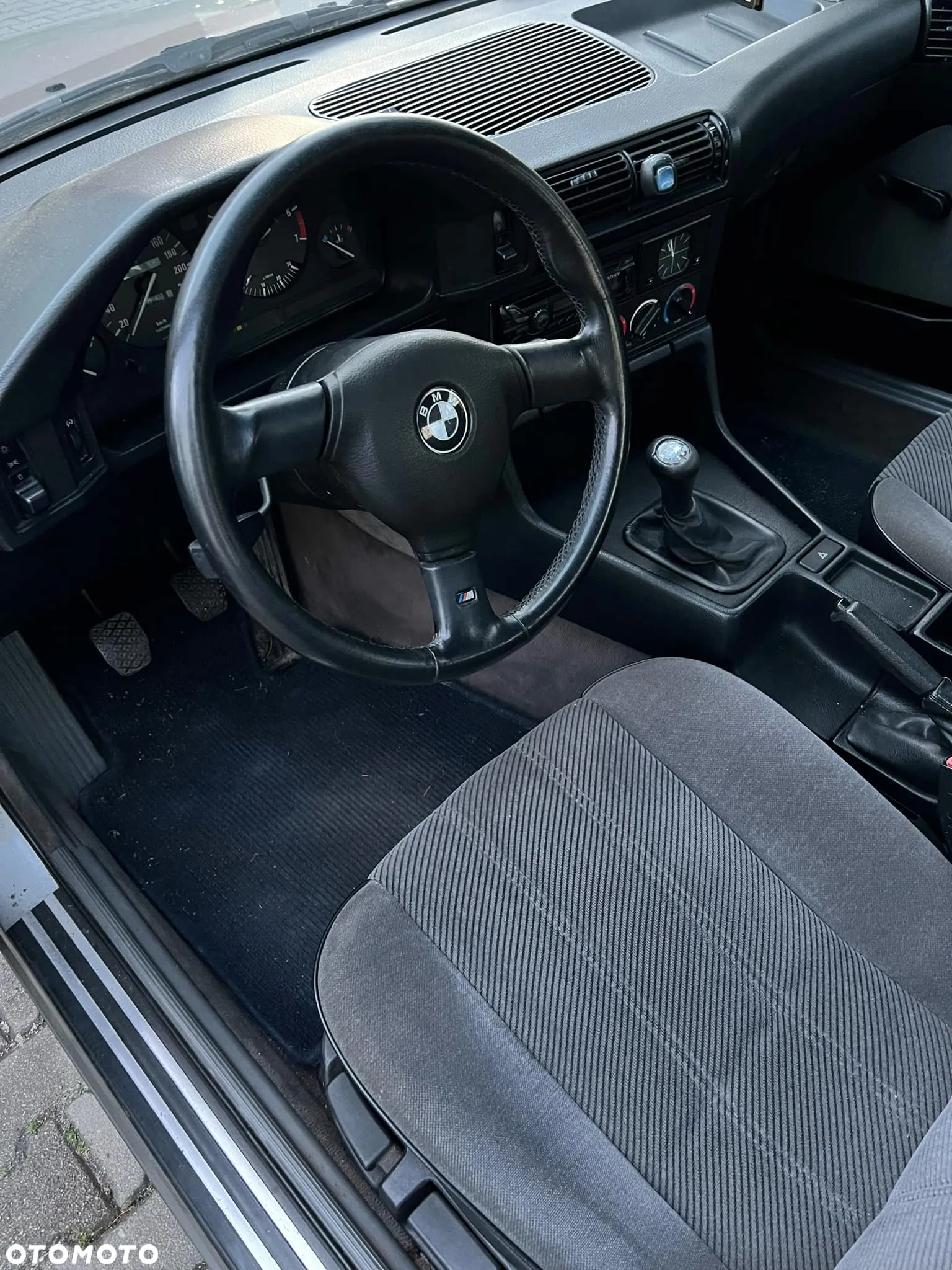 BMW Seria 5 520i - 10