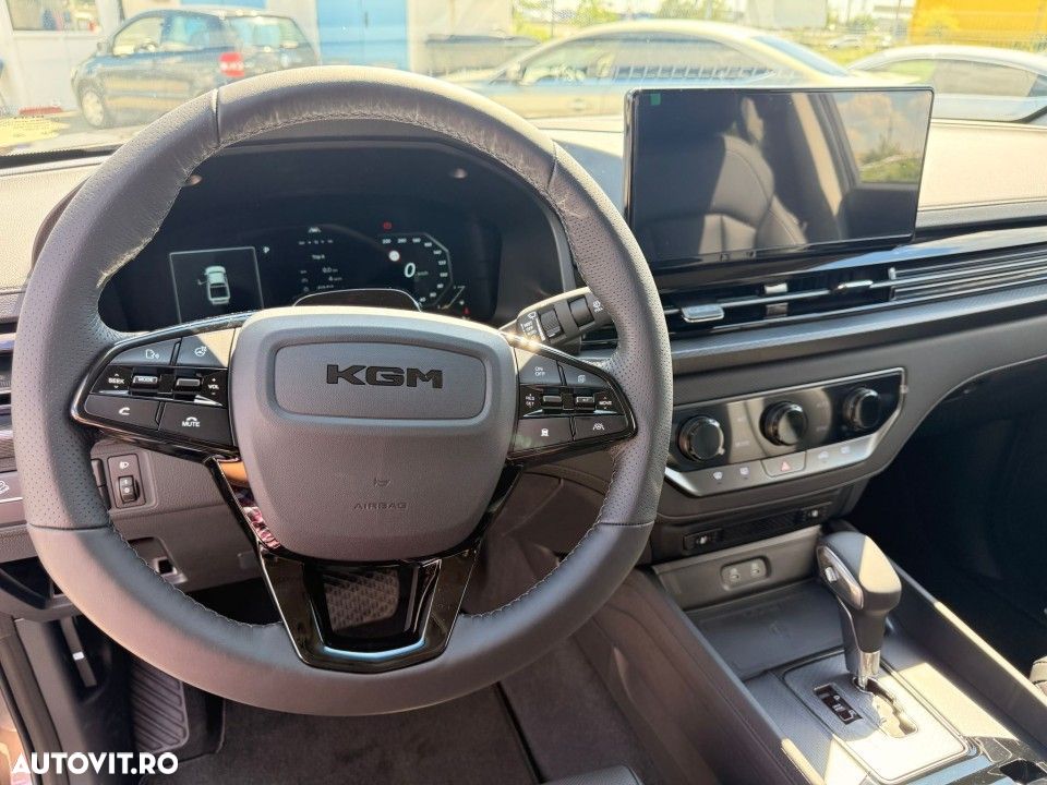 KGM Musso - 12