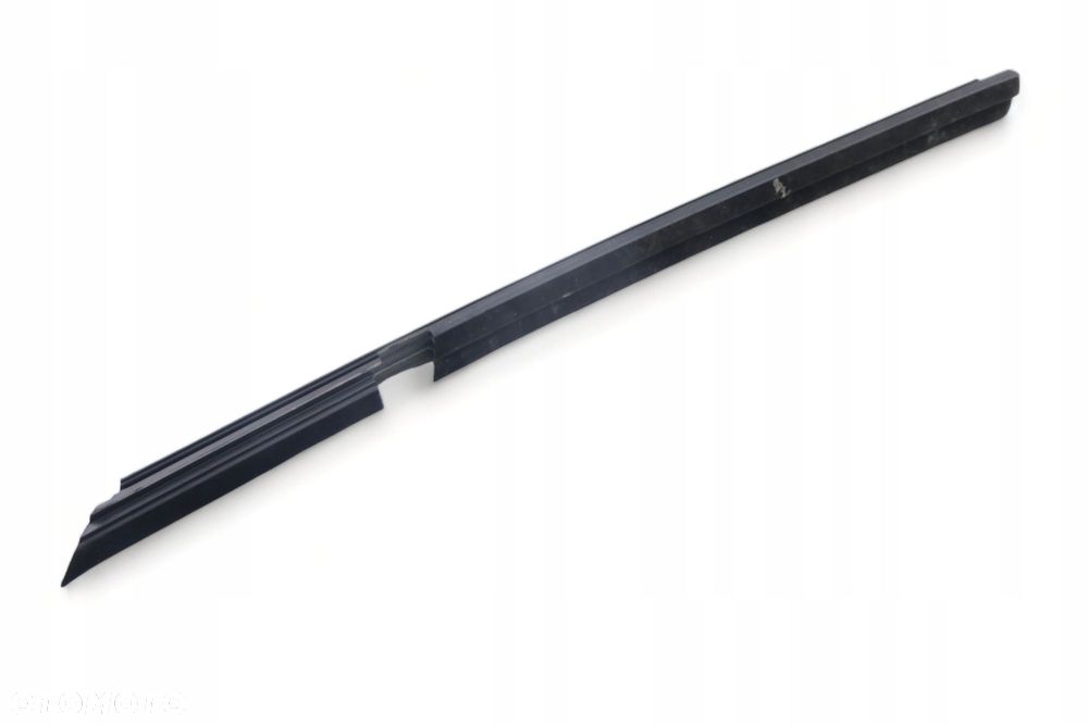 Uszczelka Drzwi Lewy Tył BMW G30 G31 F90 7336983 - 2