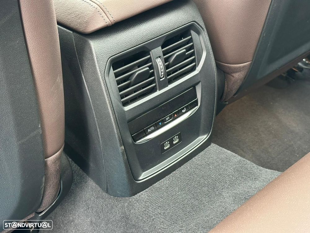 BMW 330 e Touring xDrive Aut. - 13