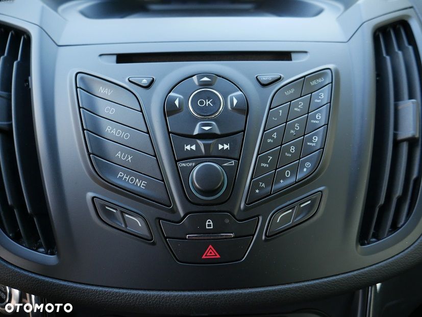 Ford Kuga 2.0 TDCi 4x4 Titanium - 17