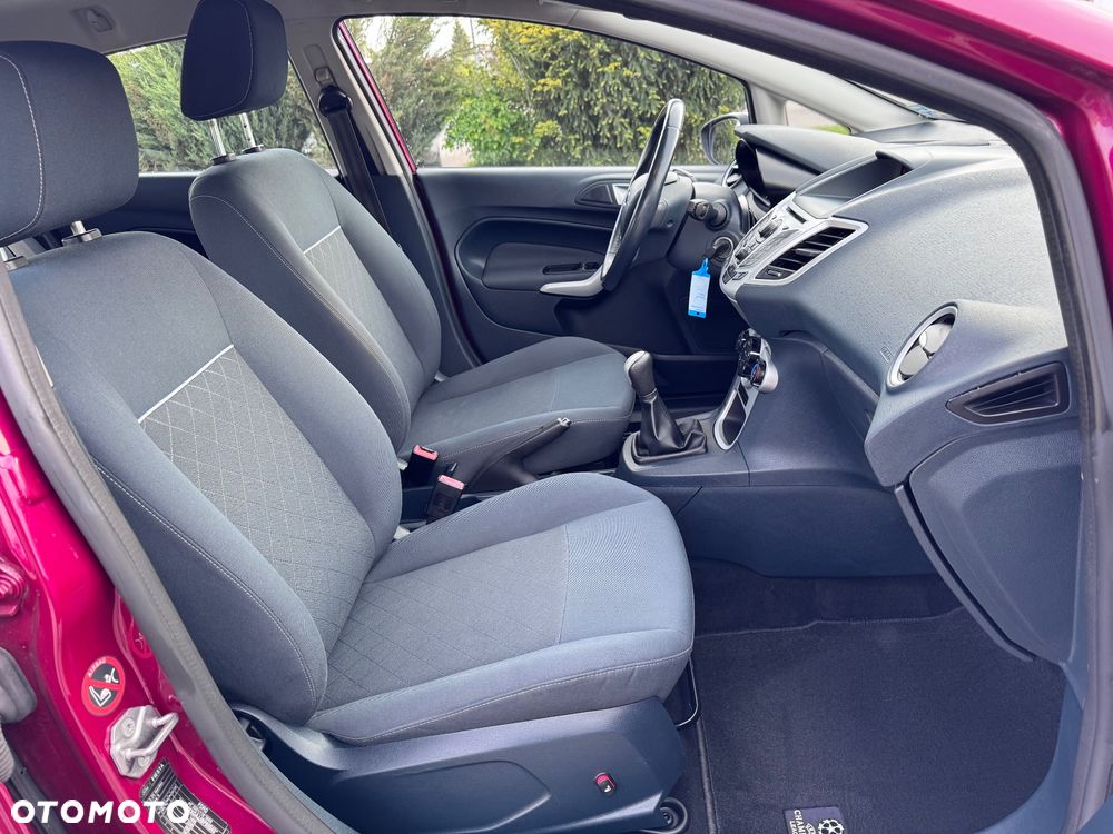 Ford Fiesta 1.25 Champions Edition - 5