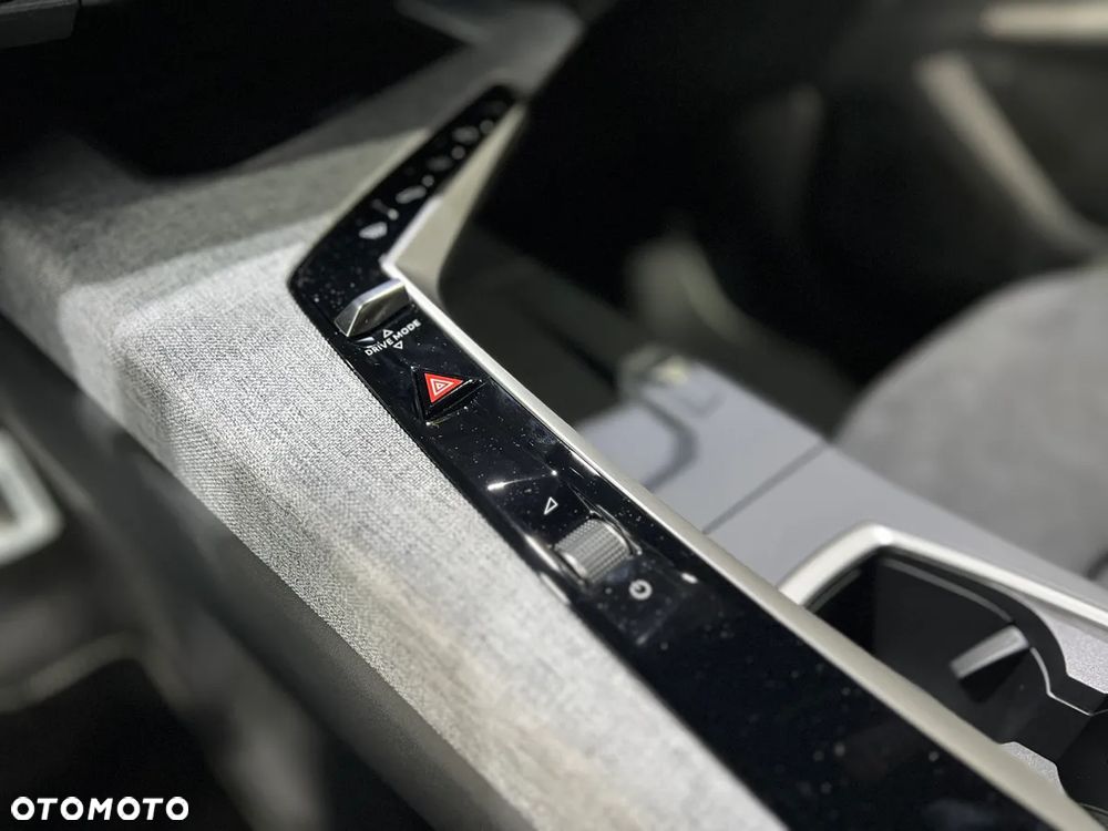 Peugeot 3008 1.2 PureTech mHEV GT E-DCS6 - 15