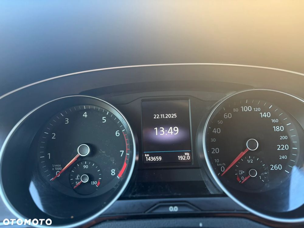 Volkswagen Passat 1.8 TSI BMT Comfortline - 26