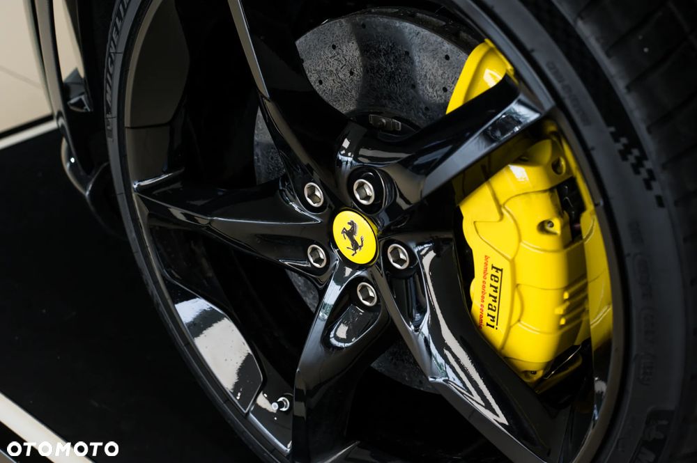 Ferrari Purosangue - 14