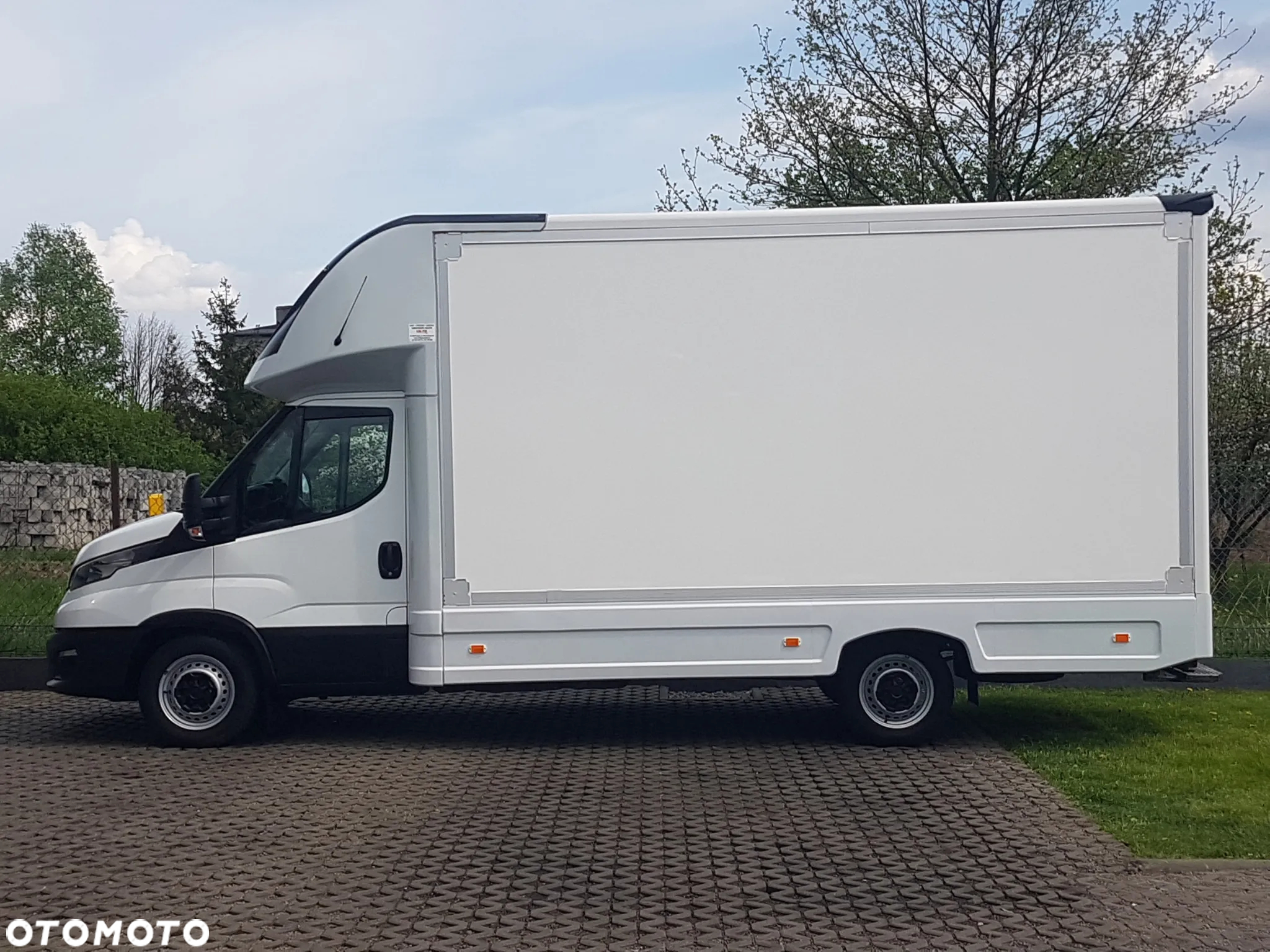 Iveco DAILY KONTENER NISKOPODŁOGOWY 4,43x2,23x2,42 SKLEP FOODTRUCK BAR KLIMA KONIOWÓZ KAMPER - 11