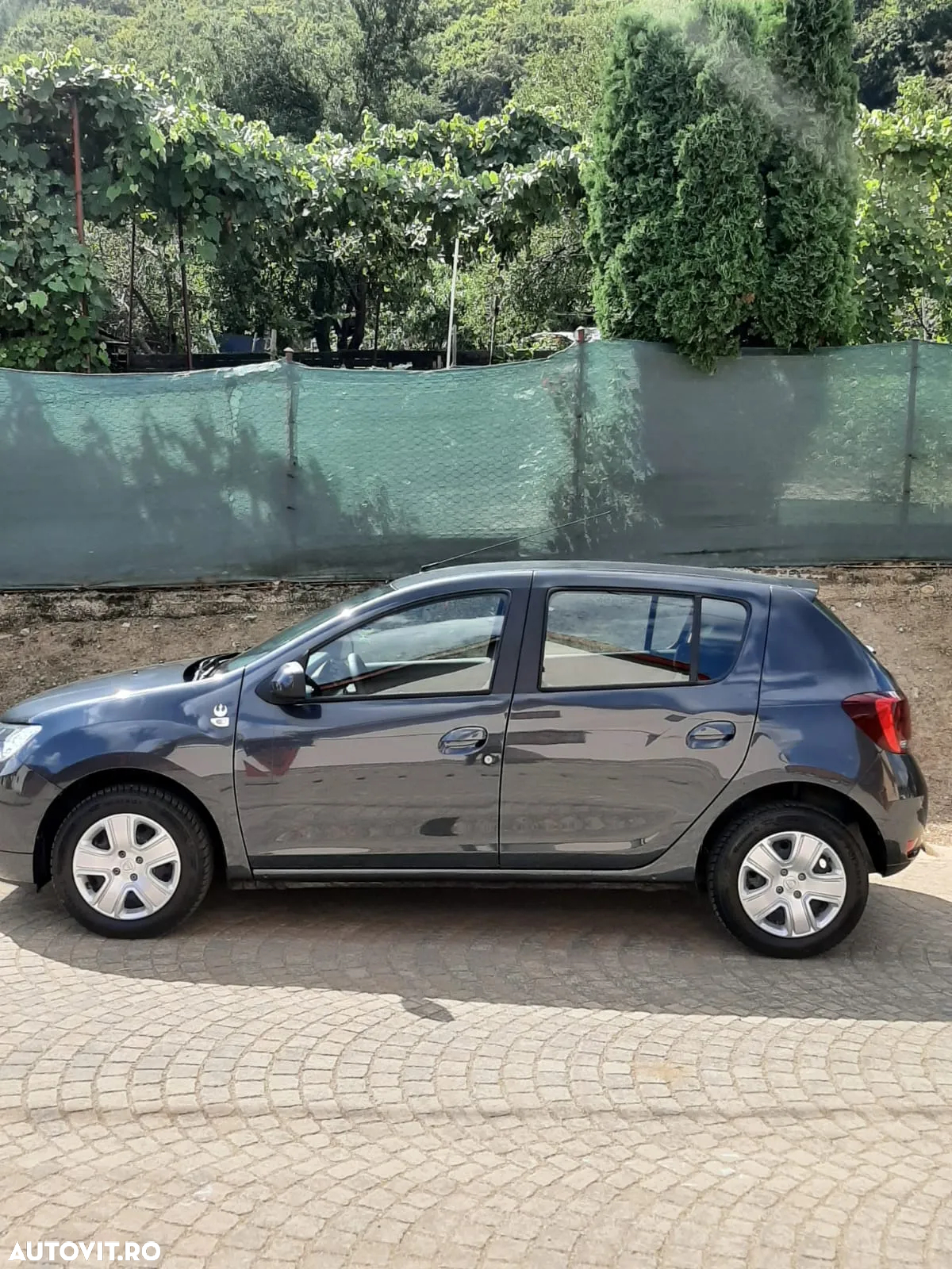 Dacia Sandero - 4