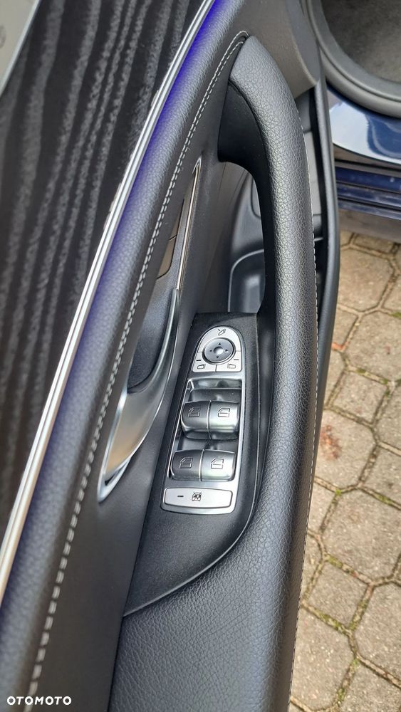 Mercedes-Benz Klasa E 200 4-Matic 9G-TRONIC - 13