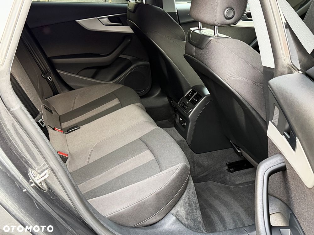 Audi A5 Sportback 40 TDI S tronic S line - 32