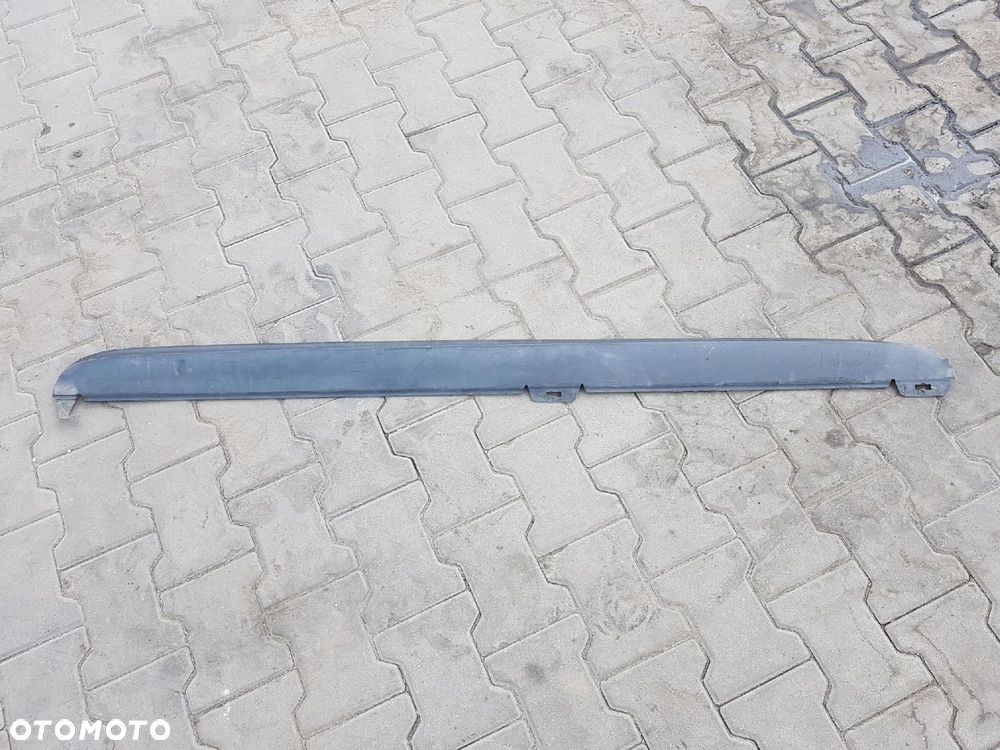 VW GOLF VI 08-13r GTD HB LISTWA PROGOWA PRAWA - 2