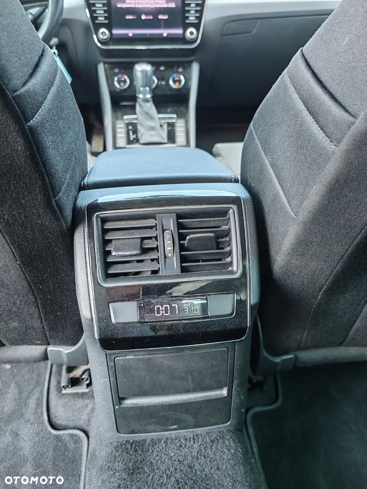 Skoda Superb 1.5 TSI ACT DSG Style - 30