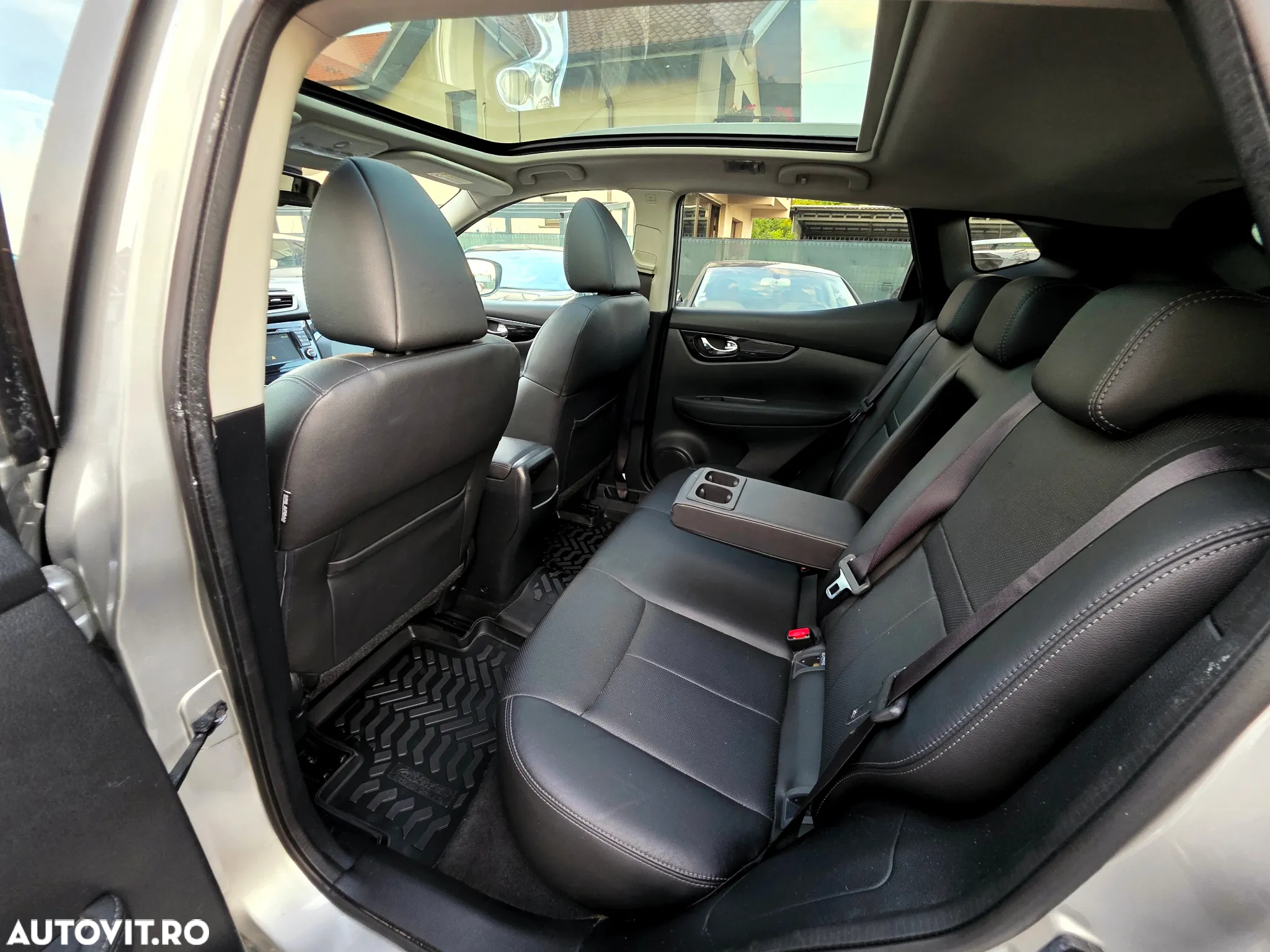 Nissan Qashqai 1.6 DCI Start/Stop Tekna - 17