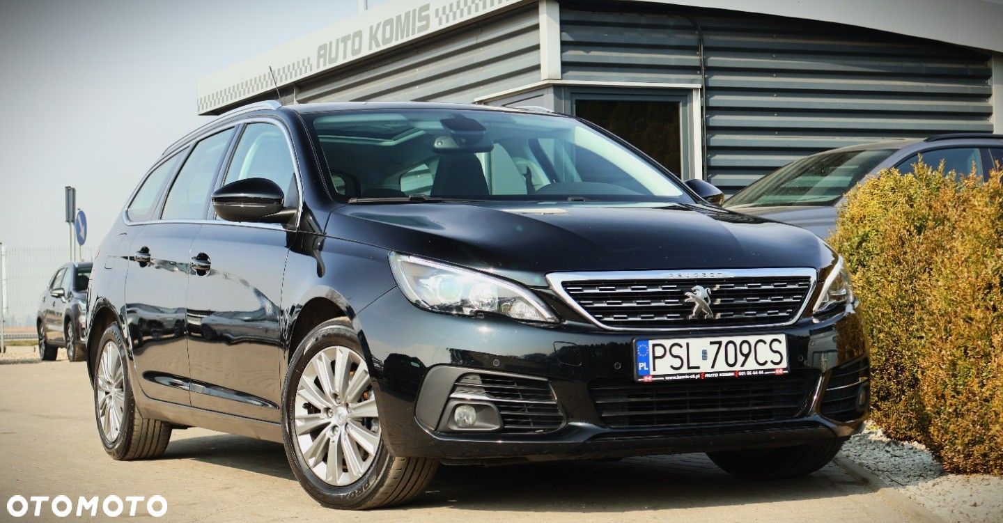 Peugeot 308 - 1