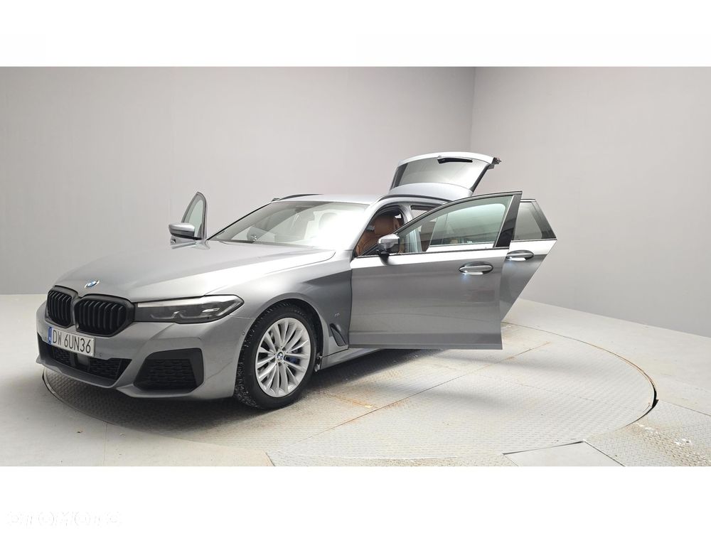 BMW Seria 5 - 13