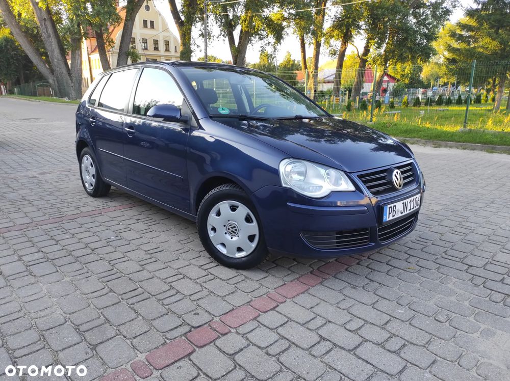 Volkswagen Polo - 2