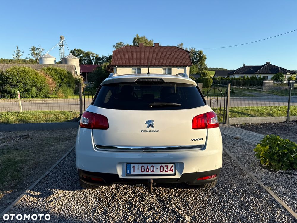 Peugeot 4008 - 4