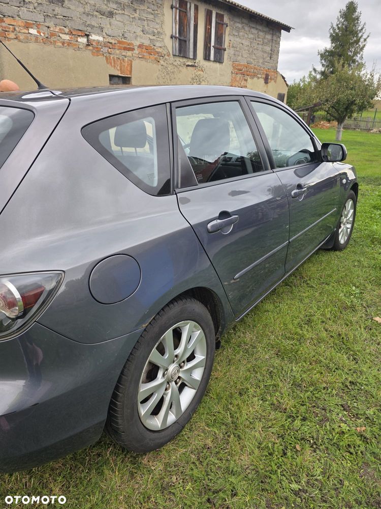 Mazda 3 - 4