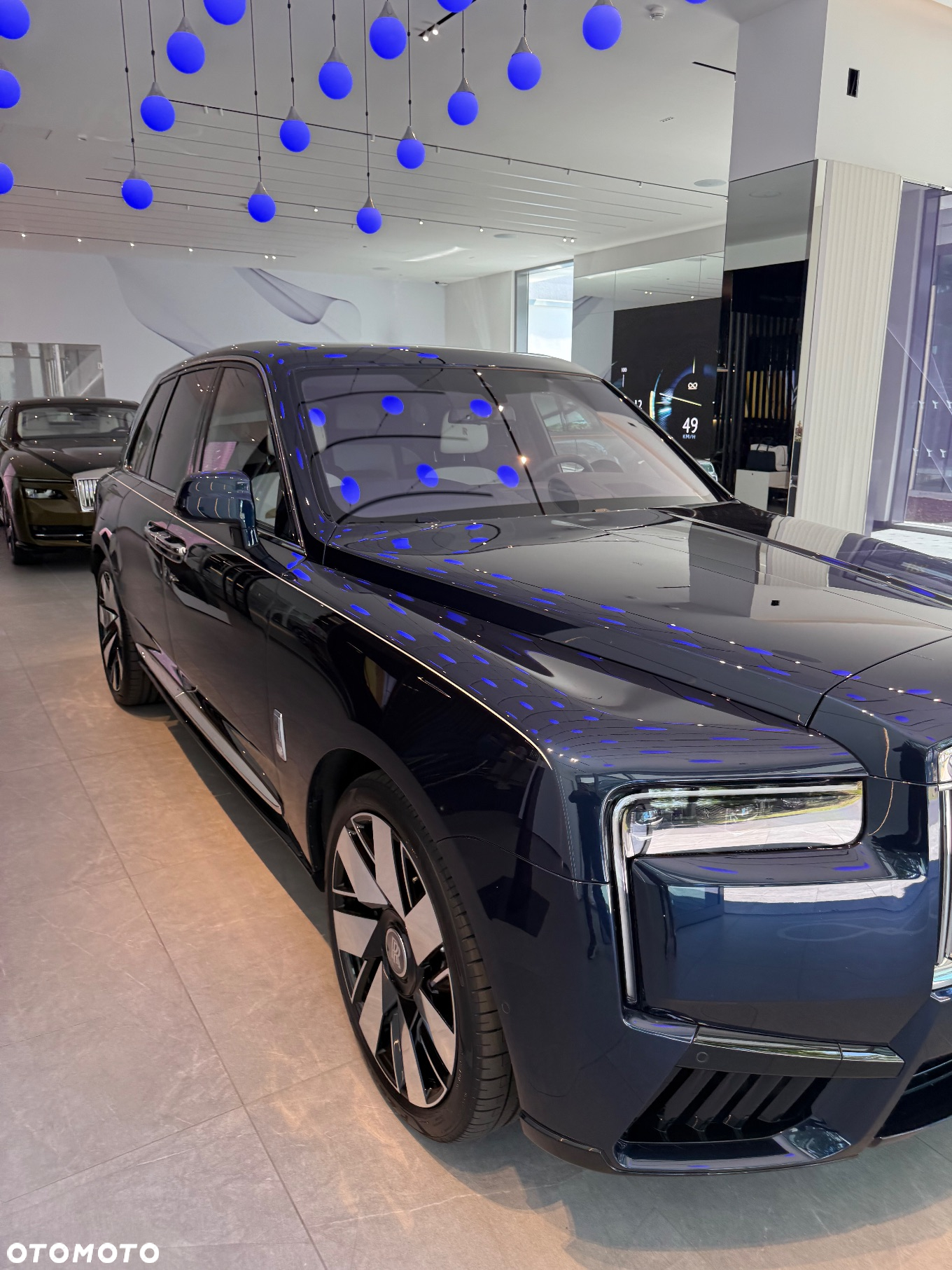 Rolls-Royce Cullinan - 5